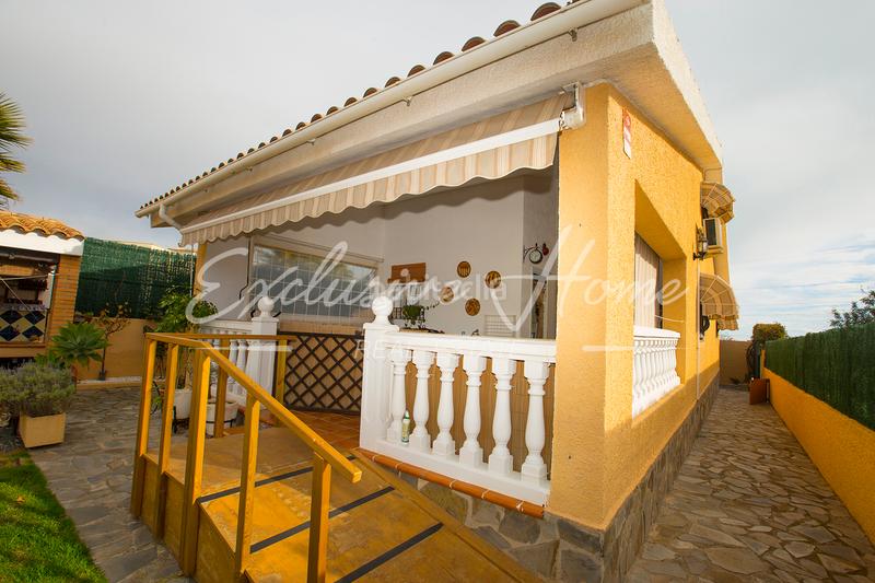 Foto 2b89d05e-21f6-48dd-ae56-80e1d9266b46. Chalet en Las Atalayas-Urmi-Cerro Mar Peñíscola