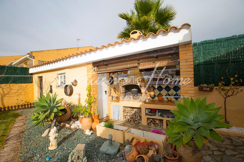 Foto c6bd8f25-6c2a-4253-bd93-675ceac003d8. Chalet en Las Atalayas-Urmi-Cerro Mar Peñíscola