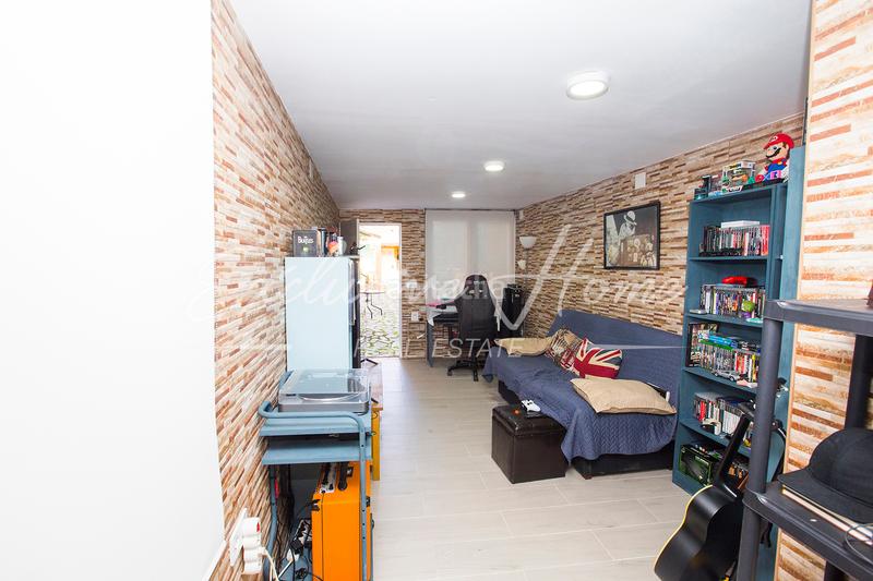 Foto d6d7586a-cf16-4e65-96bb-4122ed82fdfb. Chalet en Las Atalayas-Urmi-Cerro Mar Peñíscola