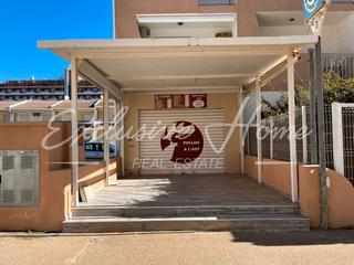 Local commercial à Urbanización peñismar ii cl2 16. Exhp