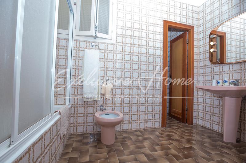 Foto 8e3eaf74-b661-4b1a-a704-26c9d79c8ab6. Casa a carrer del doctor fleming 44 a Papa Luna - Platja del Gurugú Benicarló