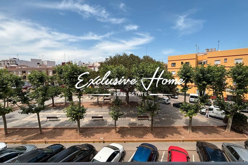 Foto 9534e365-8496-444d-82e5-ea1e8e0b216d. Appartamento in carrer de lluís vives 3 in Llombai Burriana