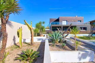 Chalet à Las Atalayas-Urmi-Cerro Mar. Villa de lujo en venta  en peñiscola