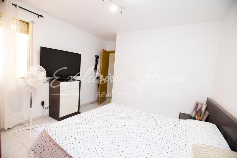 Foto 0a873d04-9778-4c4a-8bf6-5b11525da515. Piso  en venta en vinaroz en Casco Urbano Vinaròs