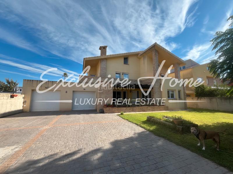 Foto 3a7c8b8c-ba64-40b7-a7c0-94c67f79b42e. Chalet in carrer illa carallot 10 in Papa Luna - Platja del Gurugú Benicarló