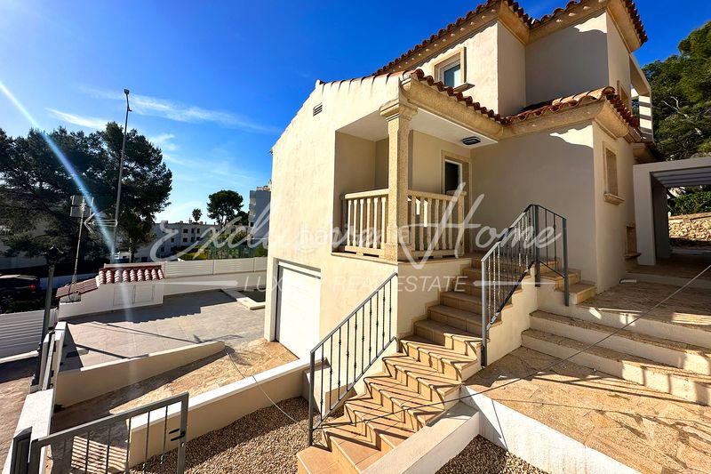 Foto 67311820-5b69-4a21-8ab9-26f5bfa99f69. Chalet  de obra nueva en alcocebre en Alcossebre