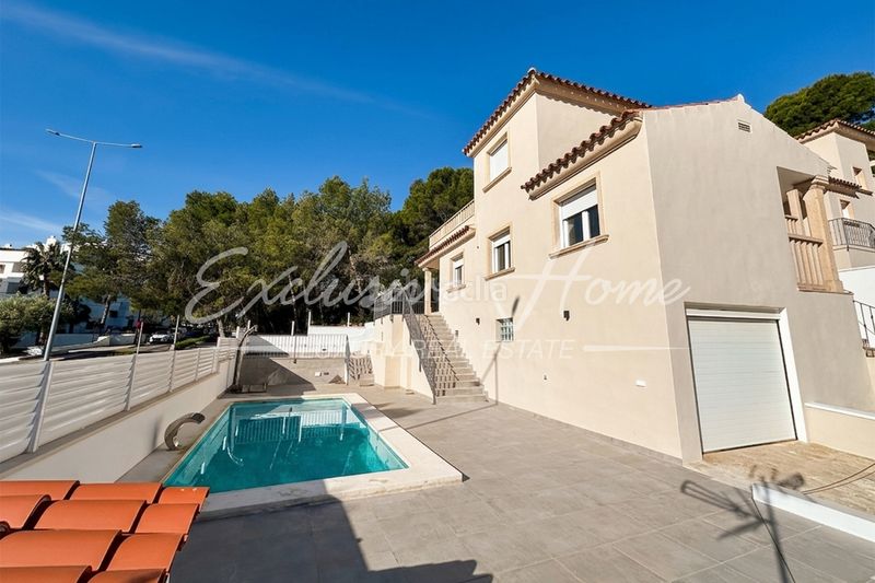 Foto 8bf05c5e-e318-4307-af2b-8607a2e0edda. Chalet  de obra nueva en alcocebre en Alcossebre