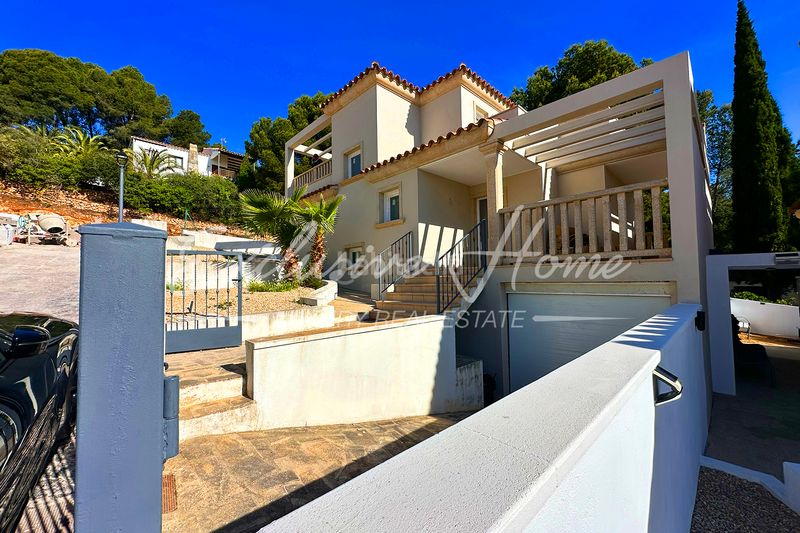 Foto 2f831ad4-8ebb-47b8-954a-3946e9e1b79f. Chalet  de obra nueva en alcocebre en Alcossebre