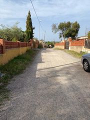 Xalet  Calle aragón 1. Chalet independiente con piscina en gran parcela de suelo urbano