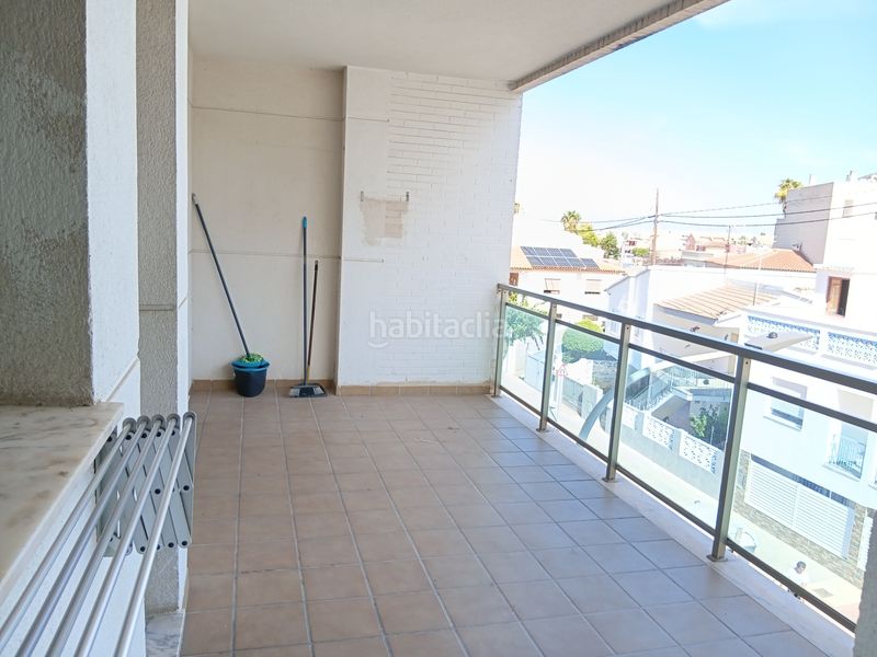 Foto f491d663-c0a2-4d71-910a-fa8573684f27. Pis a Playa Burriana