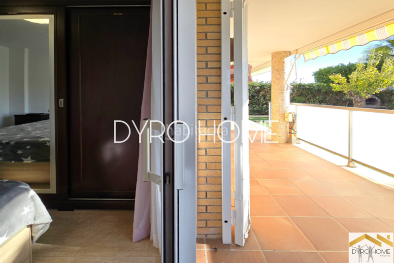 Foto b6283ef3-b6cd-43e5-ba39-d26a9a373105. Piso impresionante planta baja esquinera con 195 m de jardín privado, a solo 8 minutos andando del mar en Cunit