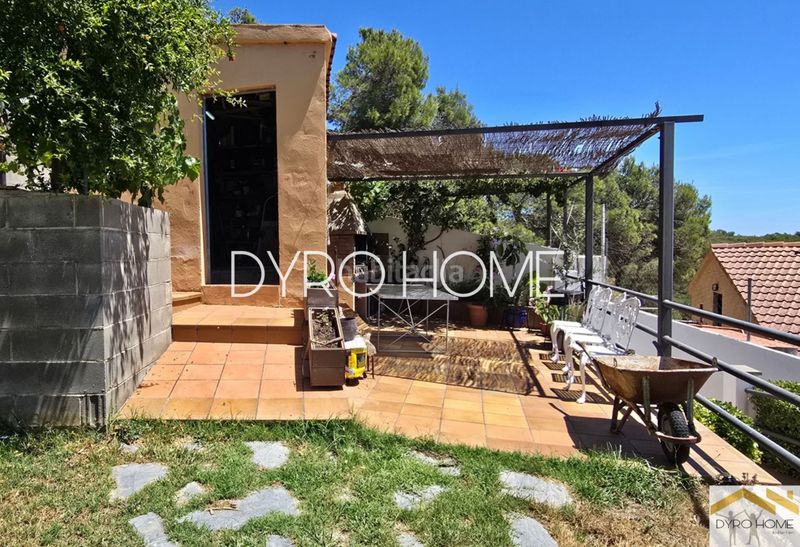 Foto 4d8b775f-f839-47f6-9ae1-f4ee28c13202. Casa amb calefacció aparcament piscina a Font-rubí