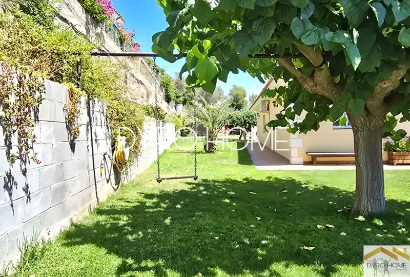 Foto 504b13fa-6ac6-424b-91fe-89718d05704e. Casa amb calefacció aparcament piscina a Font-rubí