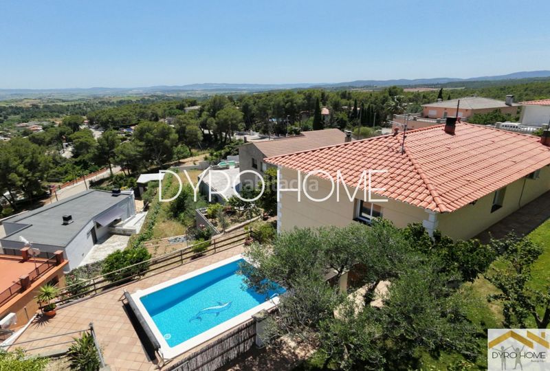 Foto e879fa4c-cf79-49be-b663-181b7d7e6279. Casa amb calefacció aparcament piscina a Font-rubí