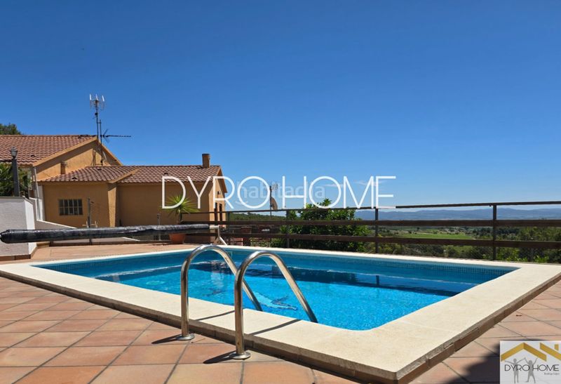 Foto ea7b973f-546d-431e-81f4-17c4a11b2df6. Casa amb calefacció aparcament piscina a Font-rubí