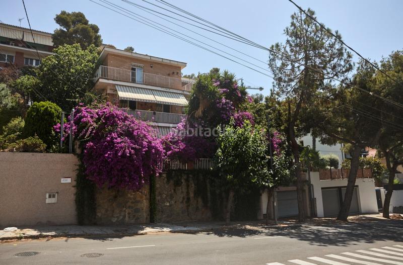 Foto 2a8e4b48-972f-4363-82f9-b6e6abaeaaf4. Haus mit parking pool in Bellamar Castelldefels