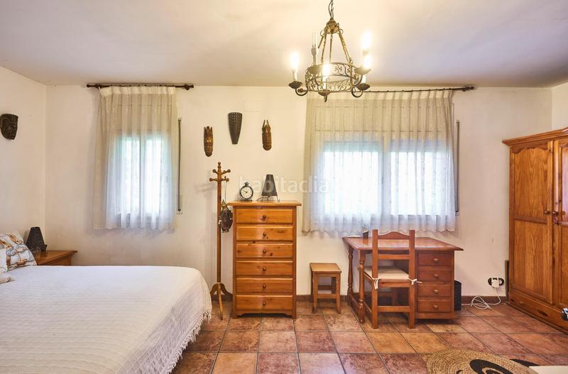 Foto b8717083-971c-49f4-a3a7-df6d44b1805e. Haus mit parking pool in Bellamar Castelldefels