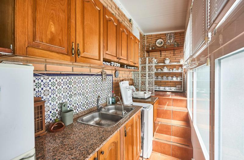 Foto bc689eb8-3d85-4554-9aa2-67f9c6ce81f3. Haus mit parking pool in Bellamar Castelldefels