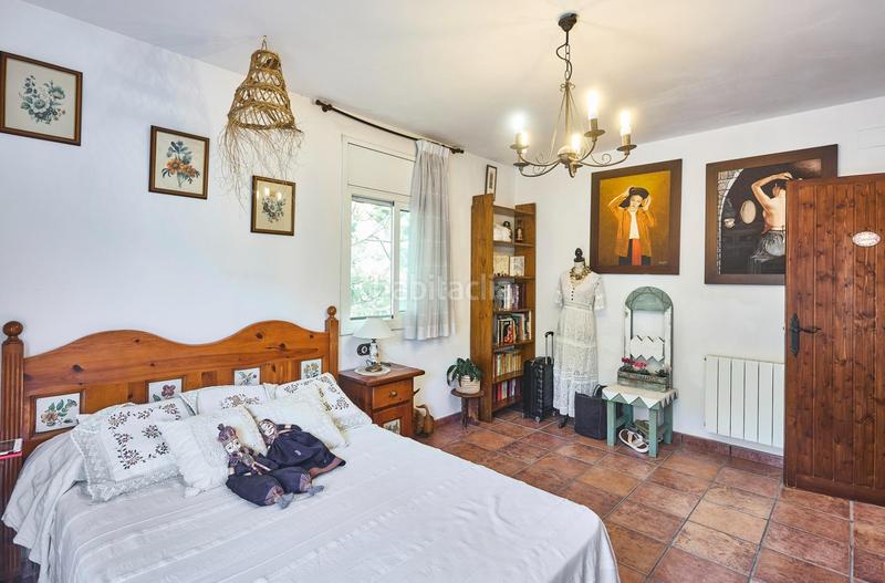 Foto f78e3f85-9c6e-42d1-a94b-3cc55c535da9. Haus mit parking pool in Bellamar Castelldefels