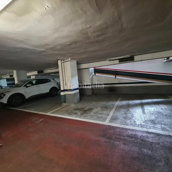 Foto 489ca612-ee9d-49f8-ab40-eb838be3600c. Parking coche plaza de parking para coche medianogrande en Barcelona