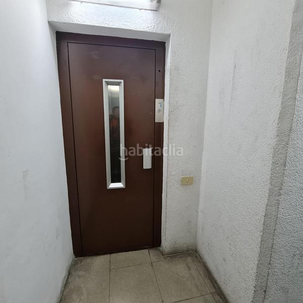 Foto 9f796954-a51d-480b-89d1-b38d8567b219. Parking coche plaza de parking para coche medianogrande en Barcelona