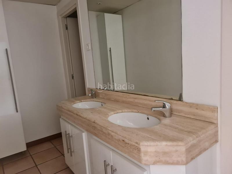 Foto 556f21ce-47fc-4426-95b1-7956217fe86f. Alquiler oficina  de alto standing en Pedralbes, zona corte inglés diagonal en Barcelona