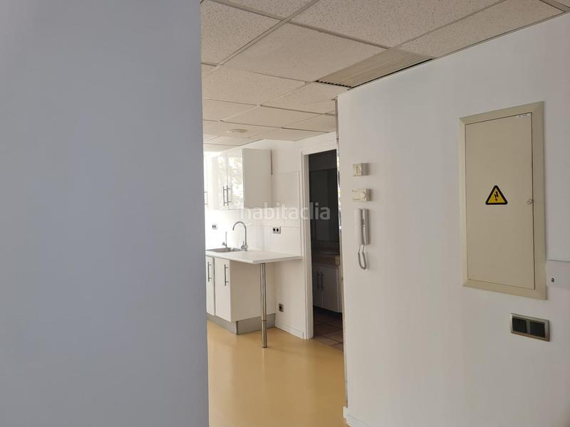 Foto bd9c596b-c219-483b-8557-a9c8b036a496. Location bureau dans Pedralbes Barcelona