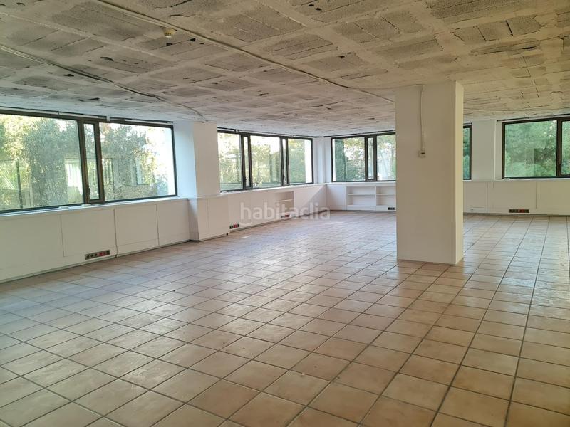 Foto e6eb825a-77ab-43de-b700-15ff1d0c547f. Location bureau dans Pedralbes Barcelona