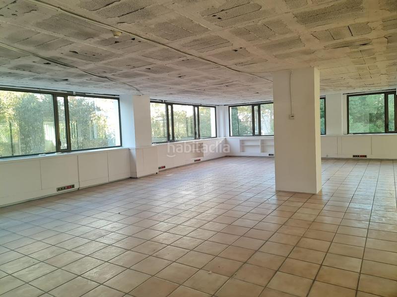 Foto 338c5a22-d7b9-4719-95fa-b8374c2d44e5. Miete büro in Pedralbes Barcelona