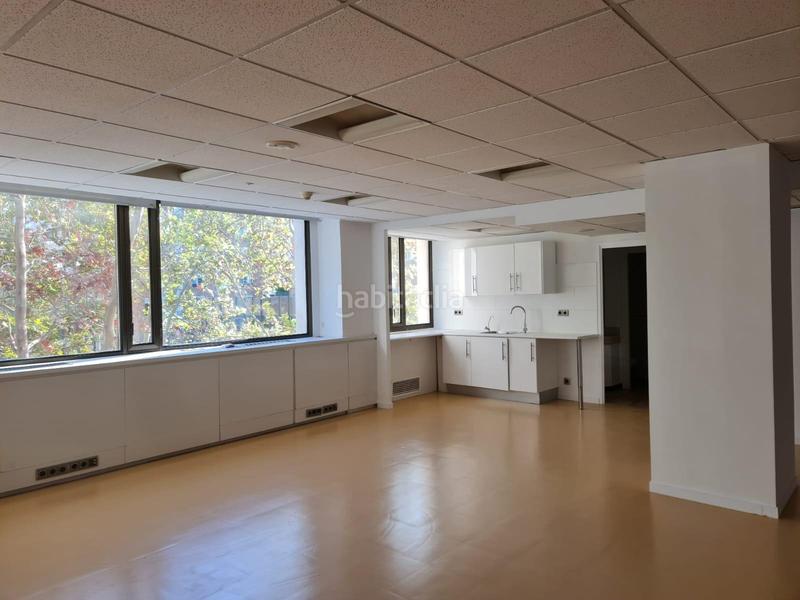 Foto 39e8c252-1a42-47ba-b32c-37bd13ae051a. Miete büro in Pedralbes Barcelona