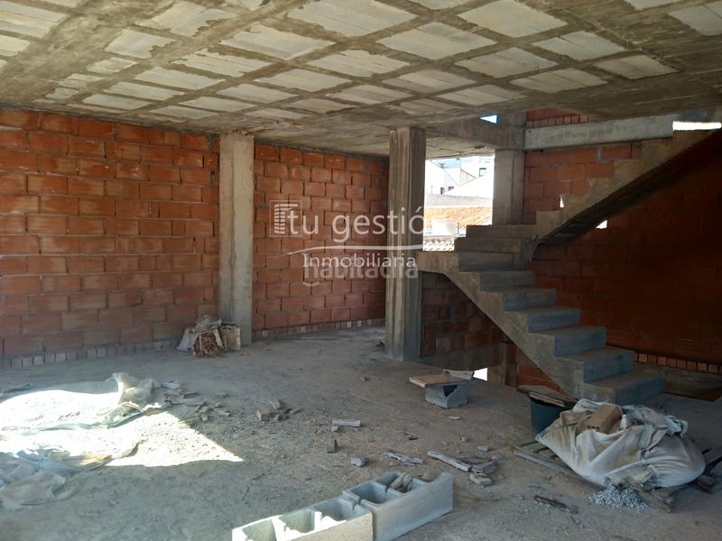 Foto 7c943d28-e39f-4ece-8a5d-95294c3c38dc. Casa adossada amb aparcament a Benamocarra