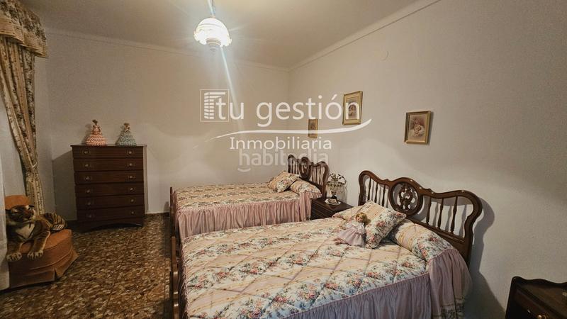 Foto f5f1e45e-153c-43d3-a9d2-2f28f346b47b. Casa adossada a Sayalonga