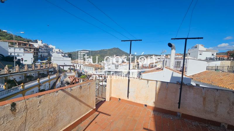 Foto 4ff53437-6745-408e-80cb-047aaae0cf35. Casa in Sayalonga