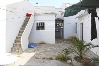 Maison jumelée à Torrox Pueblo. Vivienda ideal inversión en pleno centro de torrox pueblo (málag
