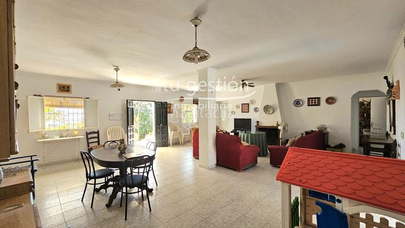 Foto d8fdb2de-3eaf-46ec-98a3-bbec3328f8fc. Casale con camino parcheggio piscina in Poniente-Faro Torre del Mar