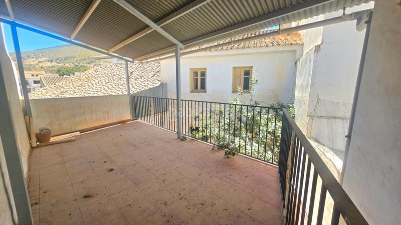 Foto 652b74db-f22e-4f68-b2e7-1af24d603010. Semi detached house with fireplace in Alfarnate