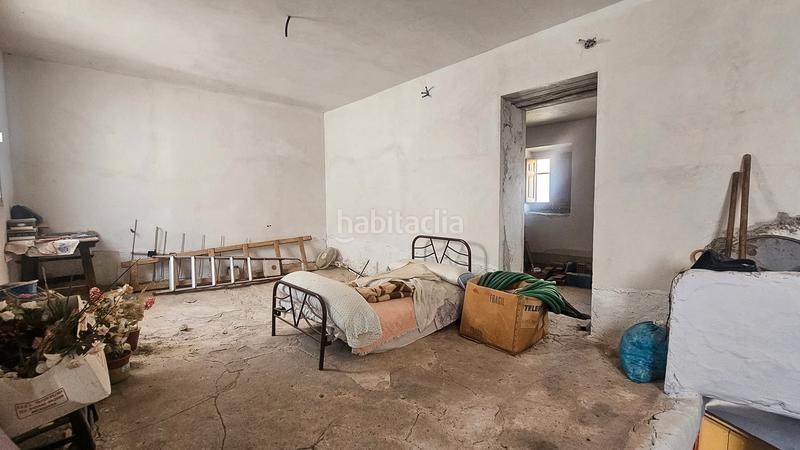 Foto c5aa751e-aaca-4588-9093-bc882305e19b. Semi detached house with fireplace in Alfarnate