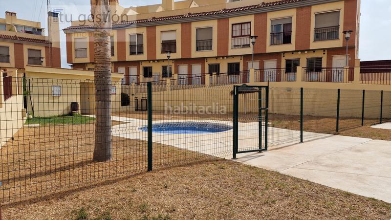 Foto 796346c7-78d2-4b35-937b-f7d7c47b2a4e. Casa adosada fantástico adosado en urbanización el capitán en almayate, vélez-málaga (málaga) en Almayate Bajo