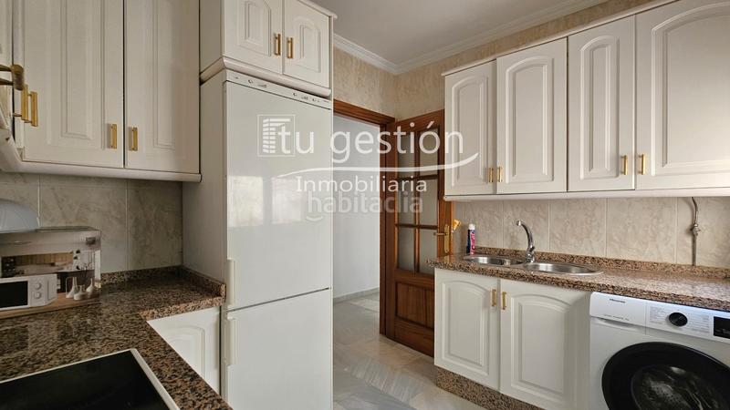 Foto b7515f3b-9162-4719-8400-6b1758890a21. Piso  en pleno centro (málaga) en Casco Histórico Ronda
