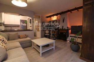 Miete Reihenhaus in Benajarafe. Fantástica vivienda adosada de alquiler para larga temporada.