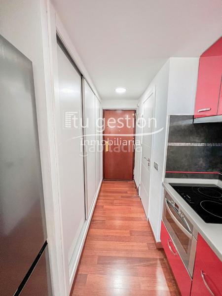 Foto 33629bae-0d25-4b46-8eef-8ec05d988b07. Rent studio with heating parking pool in La Colina Torremolinos