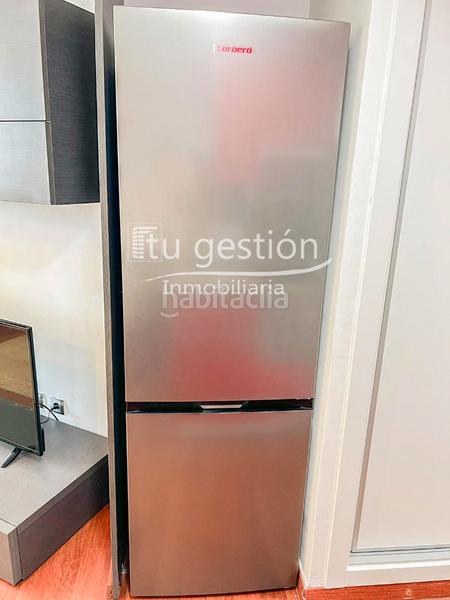 Foto 68c5d952-d43b-4df5-a258-6adfbd40c379. Rent studio with heating parking pool in La Colina Torremolinos