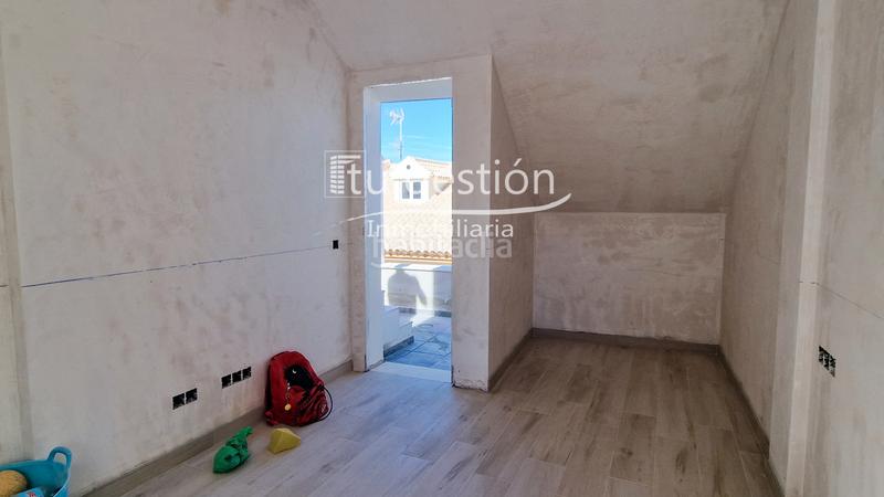 Foto d08e3d98-da6e-4a93-a8dd-9a0f7cdbcd75. Reihenhaus in Centro Alhaurín de la Torre