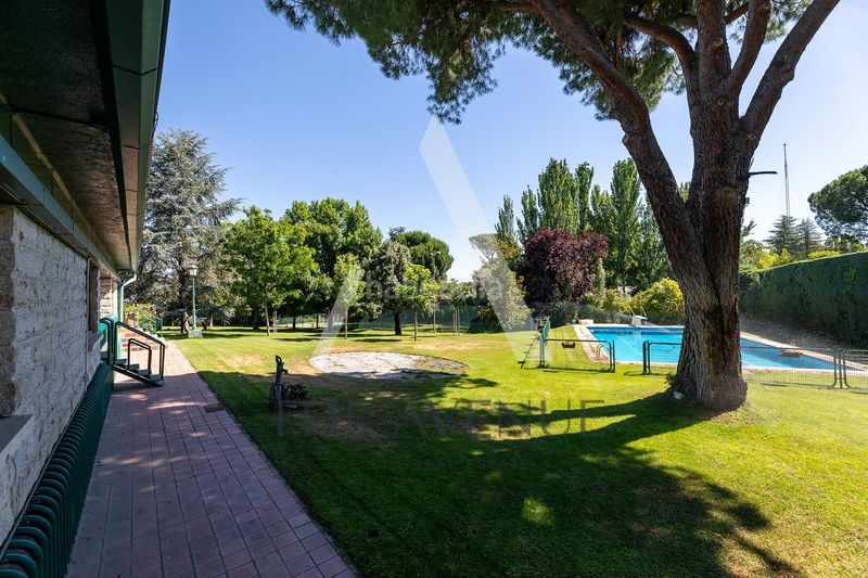 Foto 5eaa44ad-f01f-4fde-9edb-ceecb877aea5. Terreny residencial a Urbanización Este-Montepríncipe Boadilla del Monte