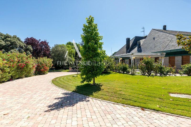 Foto 5514388c-4347-4a1a-801e-c33664dcdf6f. Xalet amb calefacció aparcament piscina a Urbanización Este-Montepríncipe Boadilla del Monte