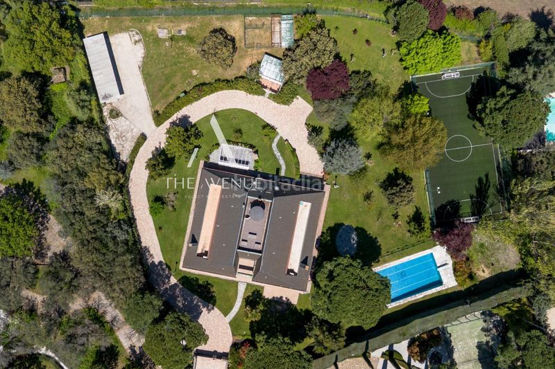 Foto 6e04b3c3-5e30-4929-9db9-02a1f762a2fd. Xalet amb calefacció aparcament piscina a Urbanización Este-Montepríncipe Boadilla del Monte
