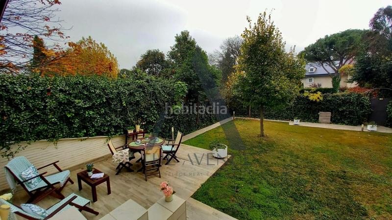 Foto b1b0febc-c27f-4e75-a4ae-ec003af12ad0. Casa adossada amb calefacció aparcament piscina a Boadilla del Monte