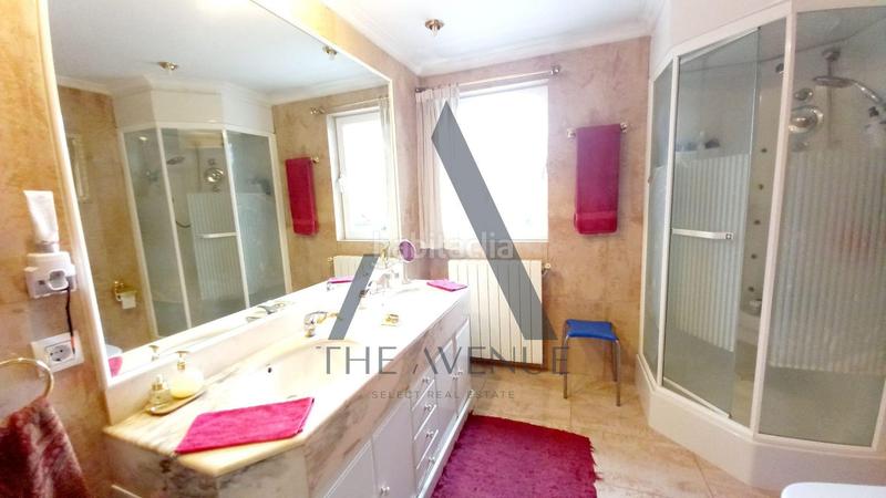 Foto e2de5470-be67-4302-9468-be0a44fc0659. Casa adossada amb calefacció aparcament piscina a Boadilla del Monte