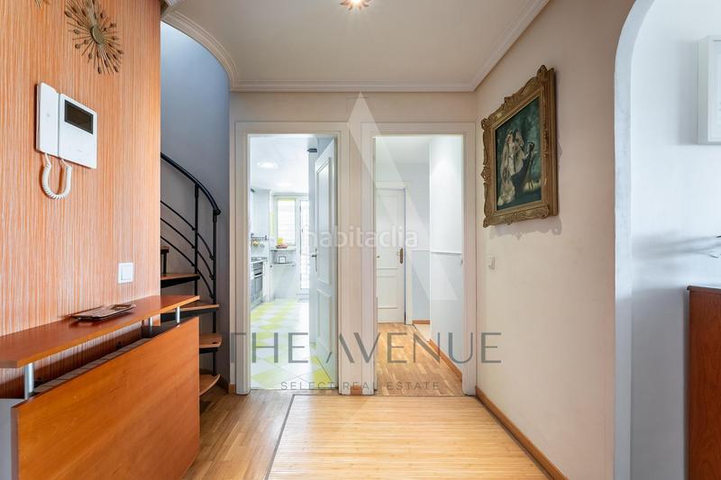 Foto 43ffa002-43ac-4cb5-b6fd-8b4da822048a. Àtic amb calefacció aparcament piscina a Sector B Boadilla del Monte