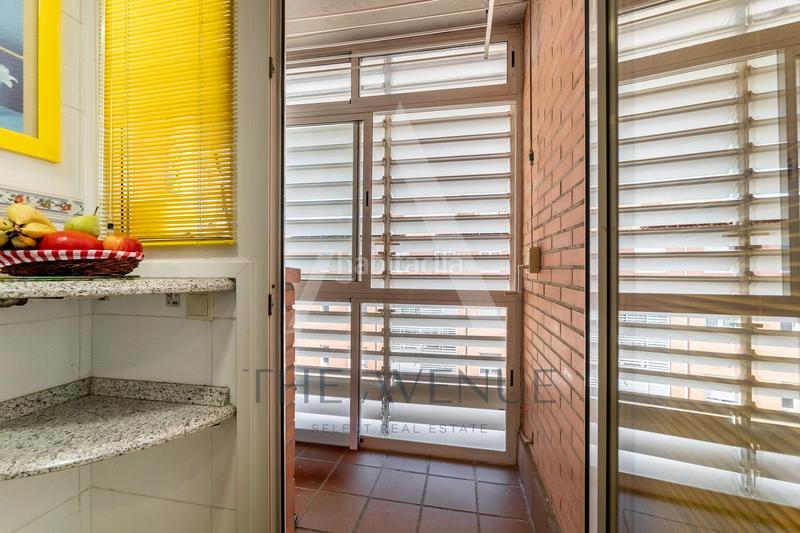 Foto 55dfd3e4-7b17-46f6-9551-68ca7e8b07ef. Àtic amb calefacció aparcament piscina a Sector B Boadilla del Monte